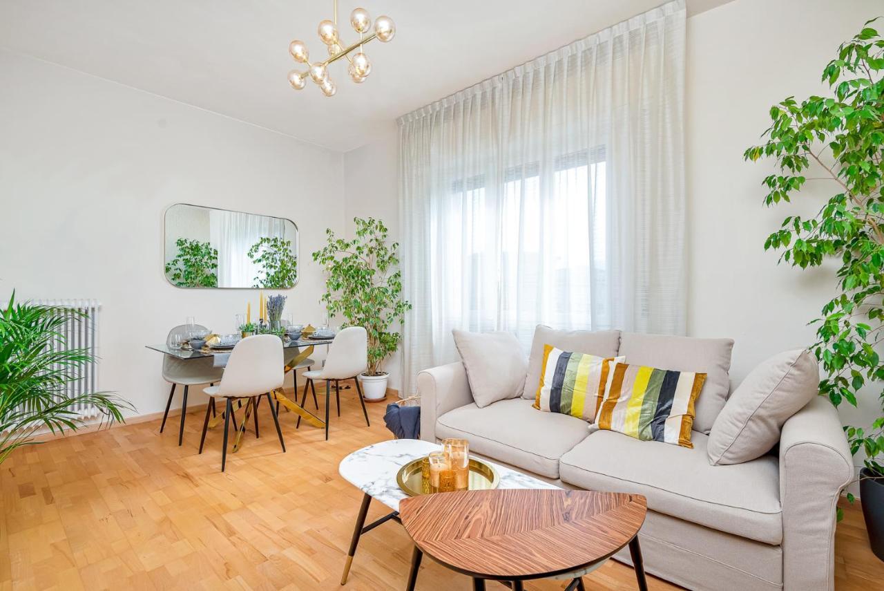 Art Deco' - Sleepwithme - Free Parking - Free Breakfast - Very Friendly Staff Pisa Exteriör bild