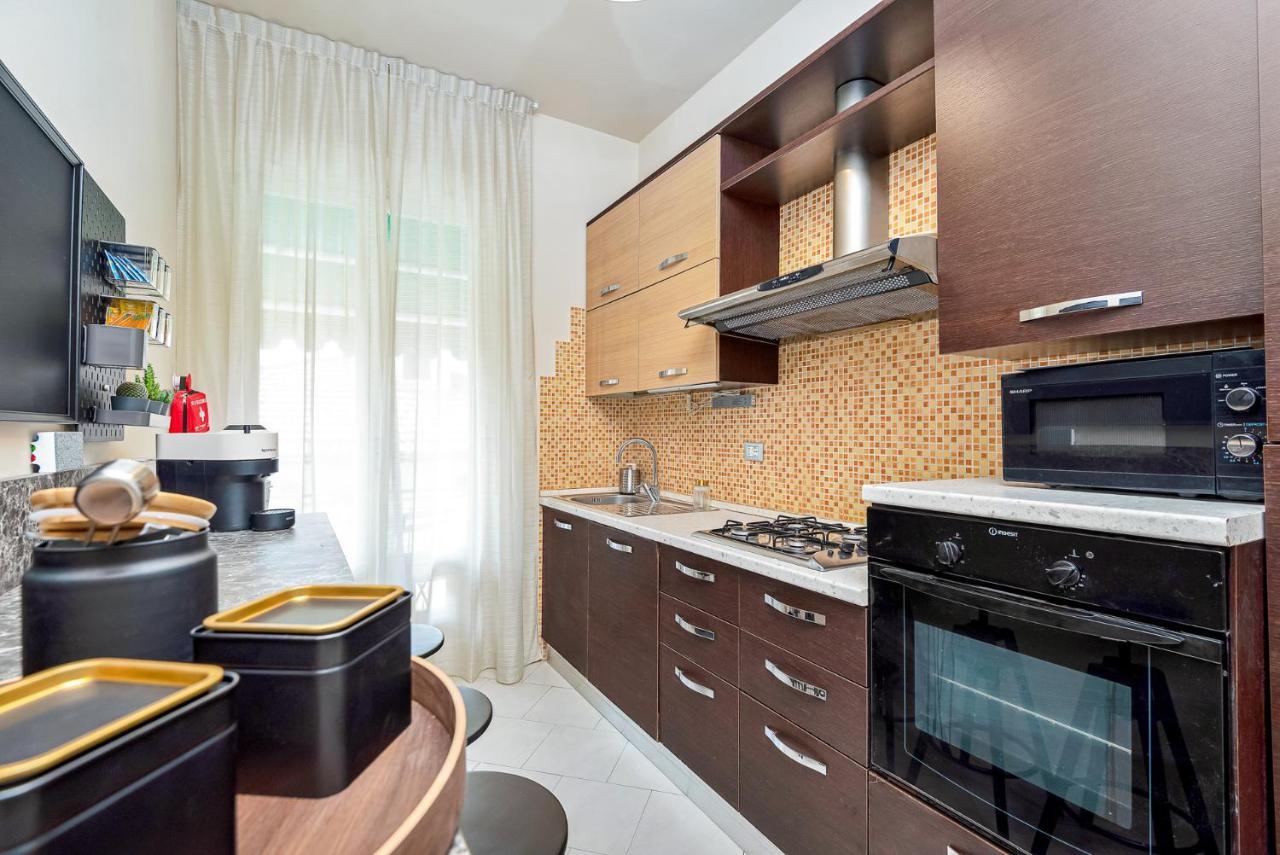 Art Deco' - Sleepwithme - Free Parking - Free Breakfast - Very Friendly Staff Pisa Exteriör bild